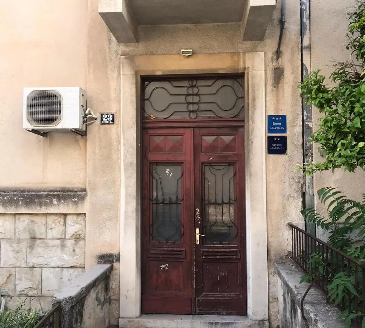 Marijo'S Apartment Split